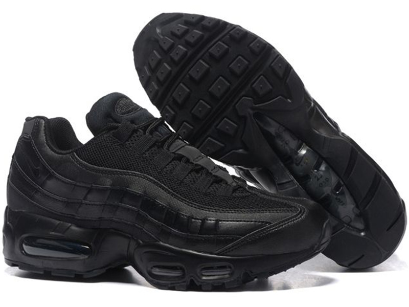 Nike Air Max 95 All Black