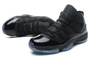 Nike Air Jordan 11 черные с голубым (40-45)