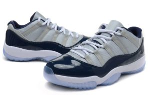 Nike Air Jordan 11 Retro синие с белым (40-45)