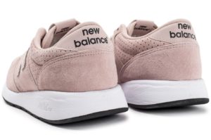 New Balance 420 светло-розовые с белым (36-40)