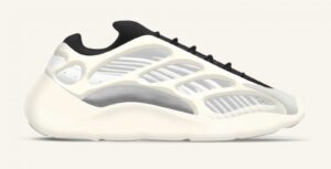 Adidas Yeezy Boost 700 V3 белые с черным светящиеся (40-44)
