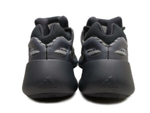 Adidas Yeezy Boost 700 V3 черные светящиеся (40-44)